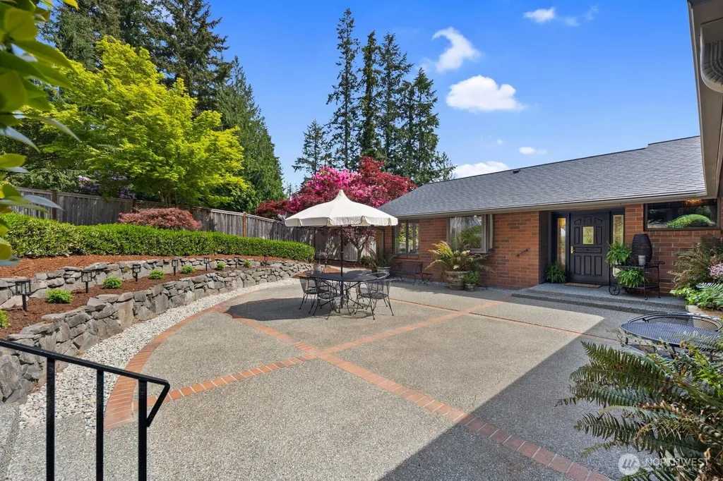 8815 90th Avenue NW Gig Harbor WA 98332