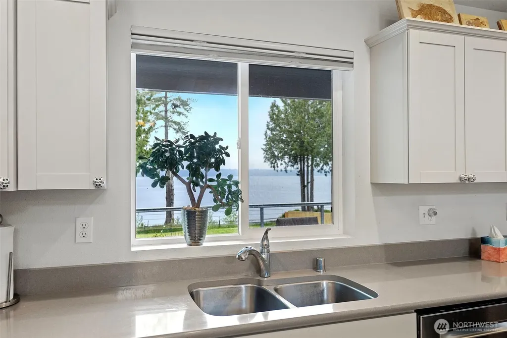 3013 Paradise Bay Road Port Ludlow WA 98365