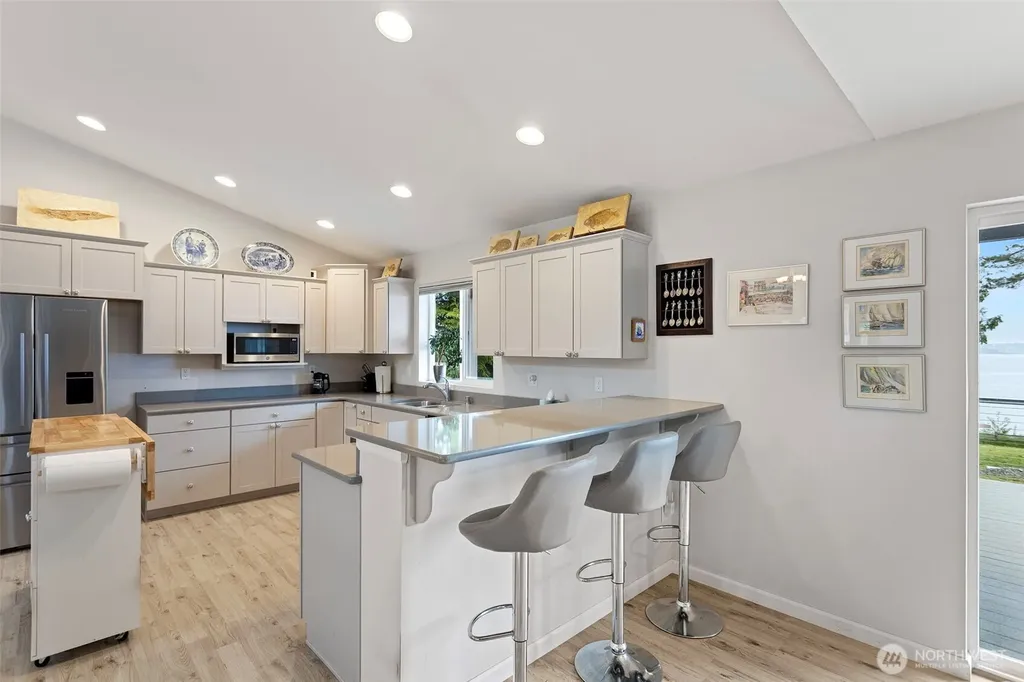 3013 Paradise Bay Road Port Ludlow WA 98365