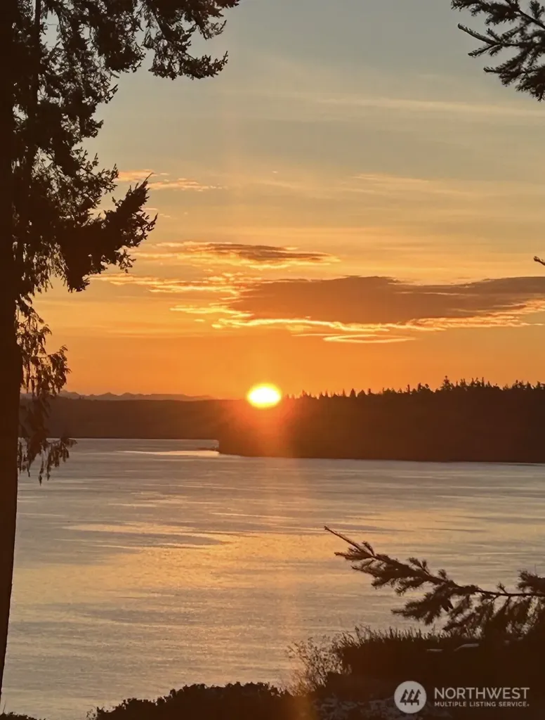 3013 Paradise Bay Road Port Ludlow WA 98365