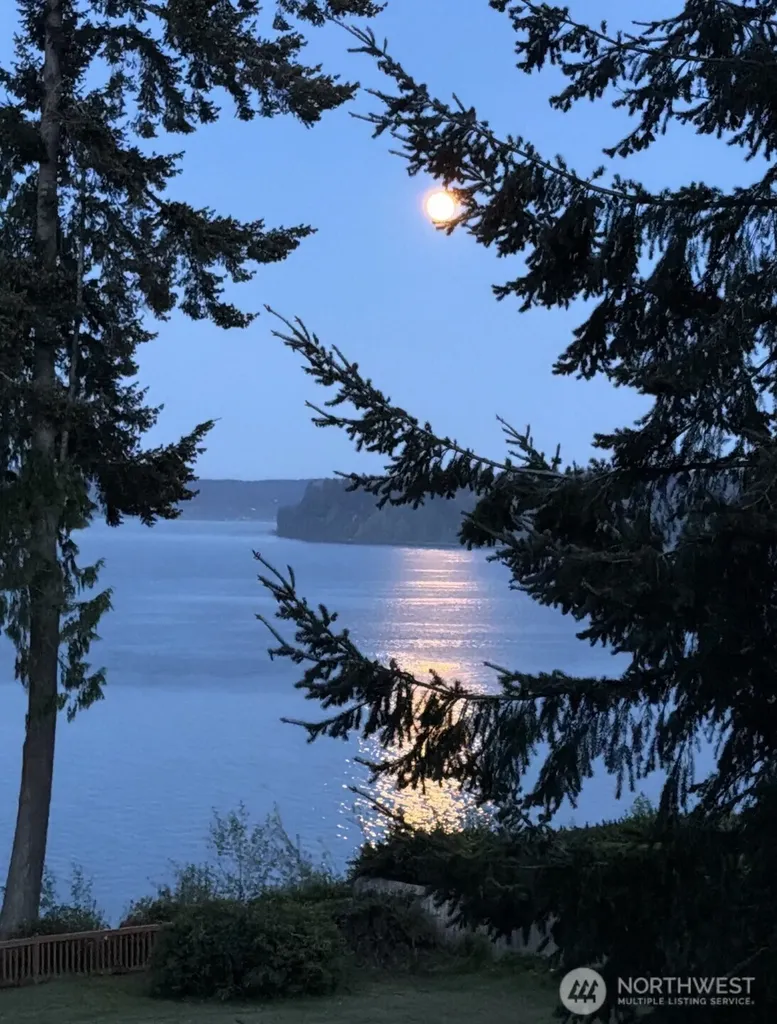 3013 Paradise Bay Road Port Ludlow WA 98365