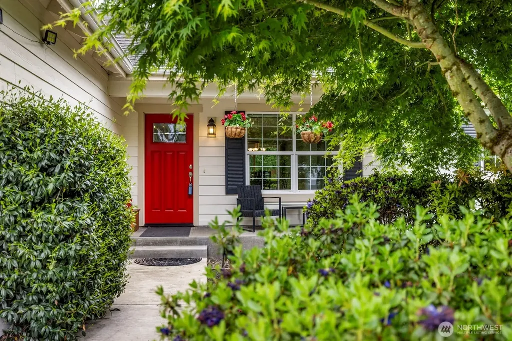 30 E Cardinal Court Allyn WA 98524