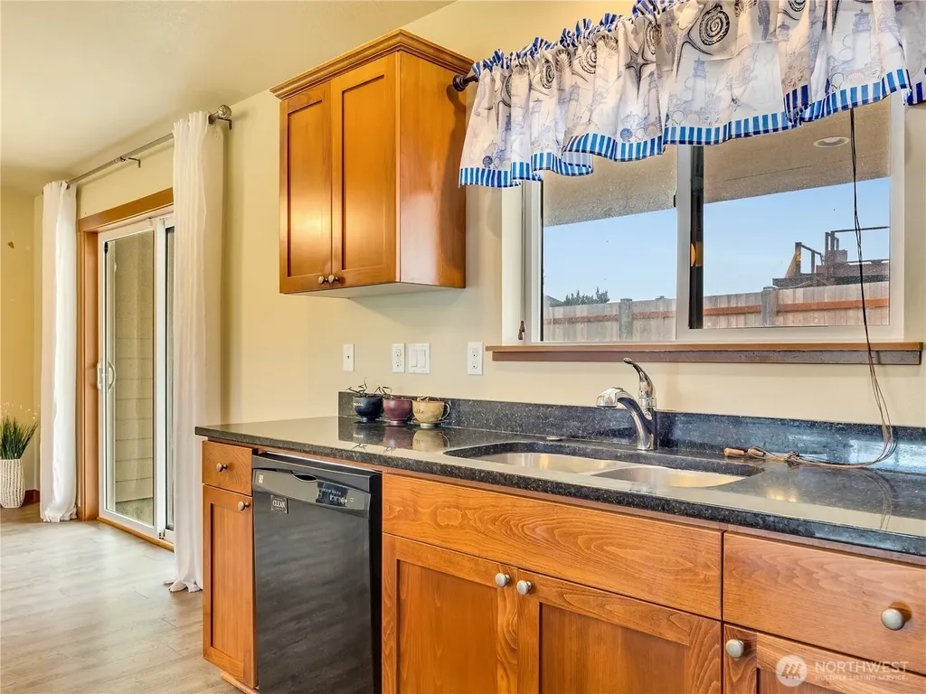 31109 H Street Ocean Park WA 98640