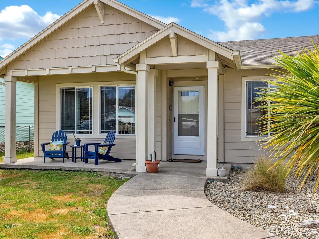 31109 H Street Ocean Park WA 98640
