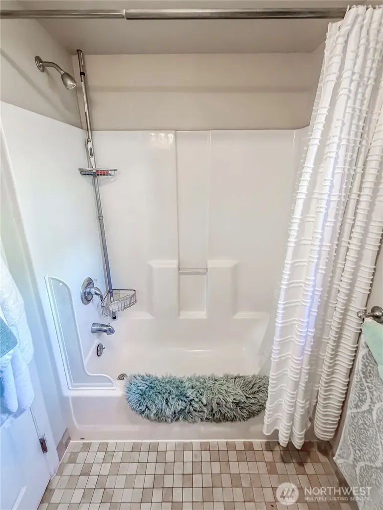 4117 Key Peninsula Highway SW Longbranch WA 98351