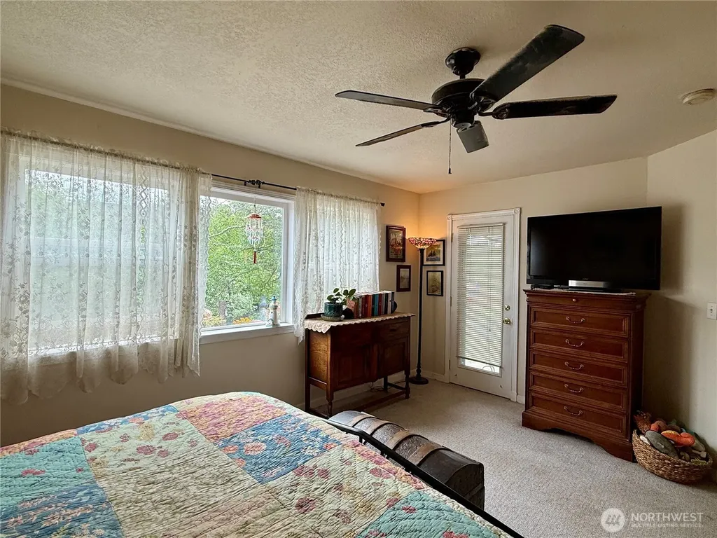 30214 H Street Ocean Park WA 98640