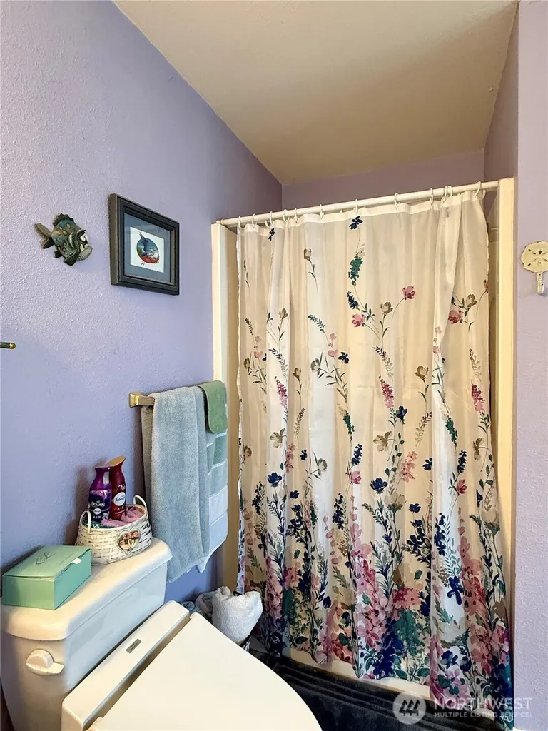 30214 H Street Ocean Park WA 98640