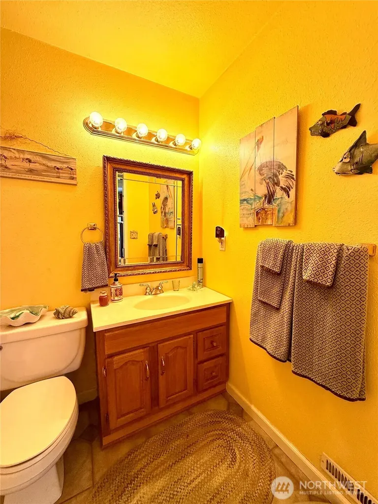 30214 H Street Ocean Park WA 98640