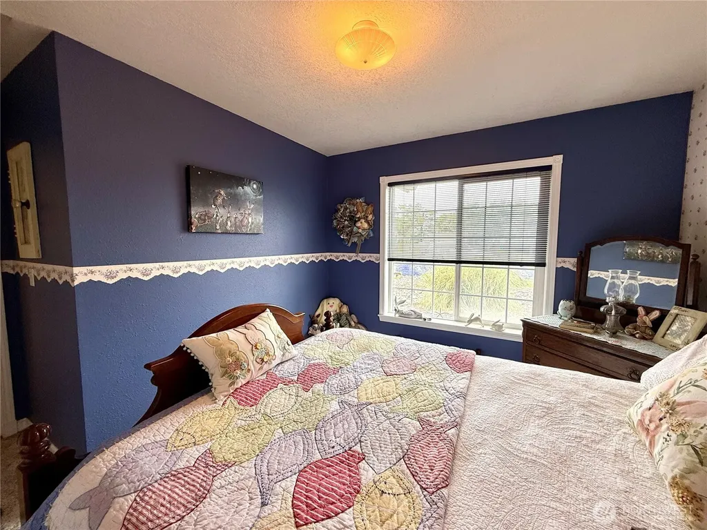 30214 H Street Ocean Park WA 98640
