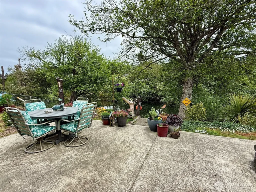 30214 H Street Ocean Park WA 98640