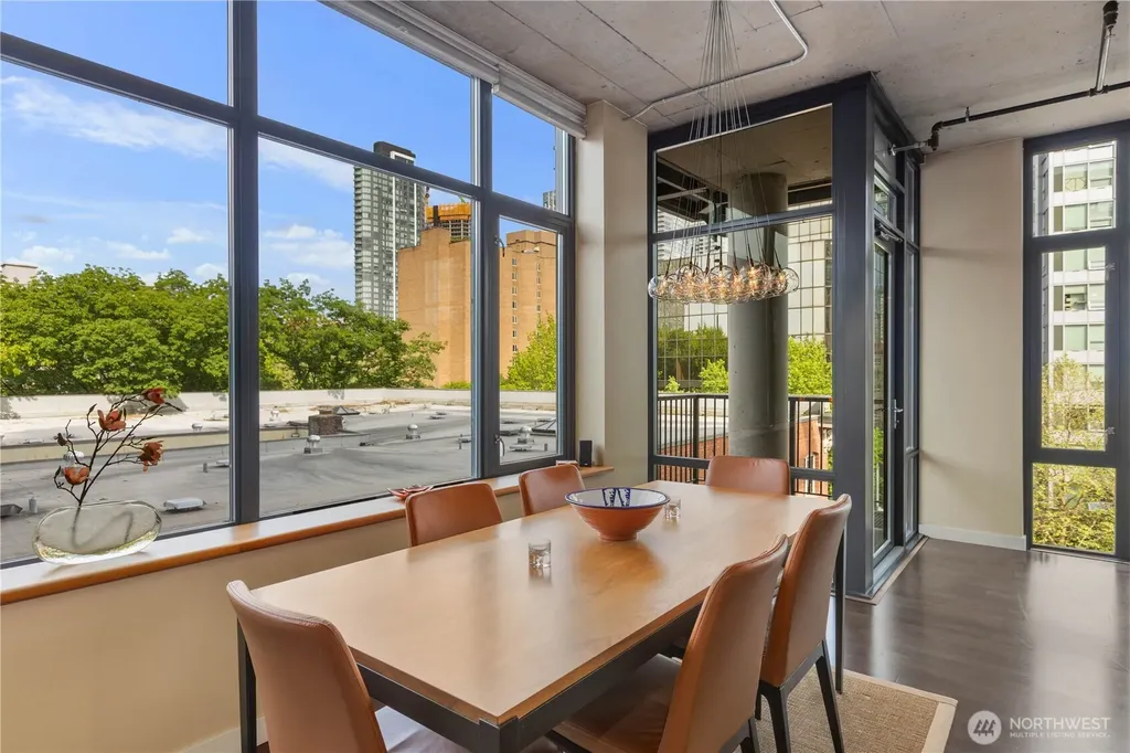 2720 3rd Avenue Seattle WA 98121