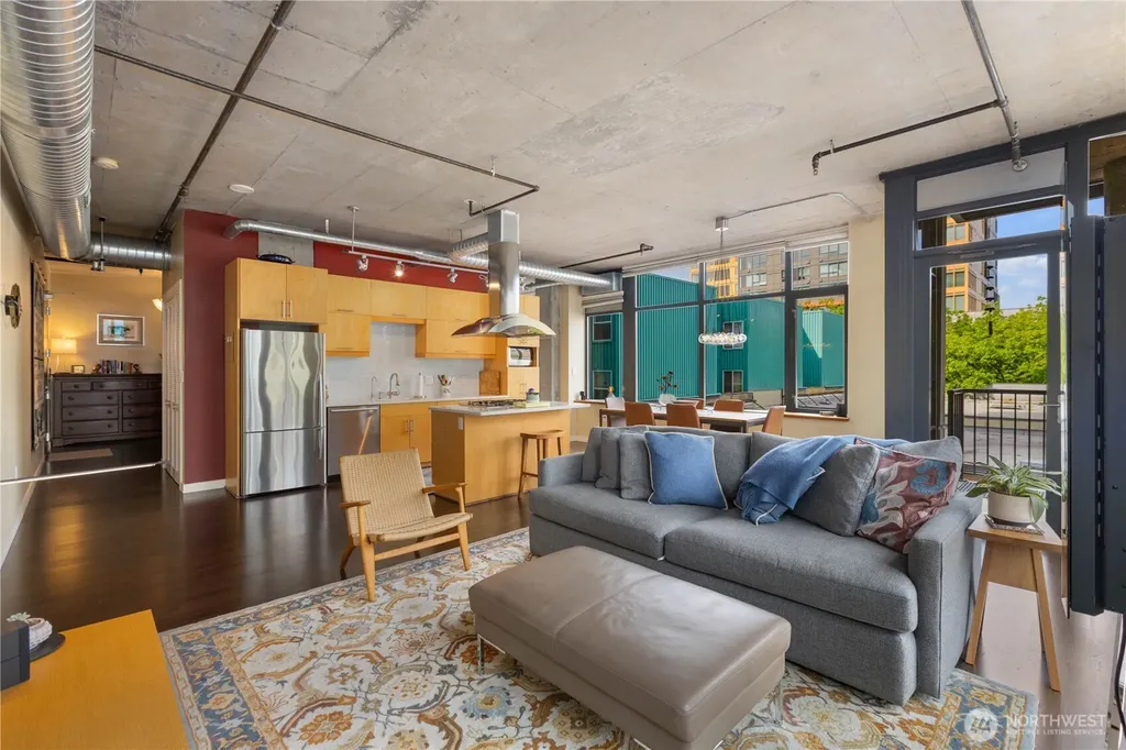 2720 3rd Avenue Seattle WA 98121