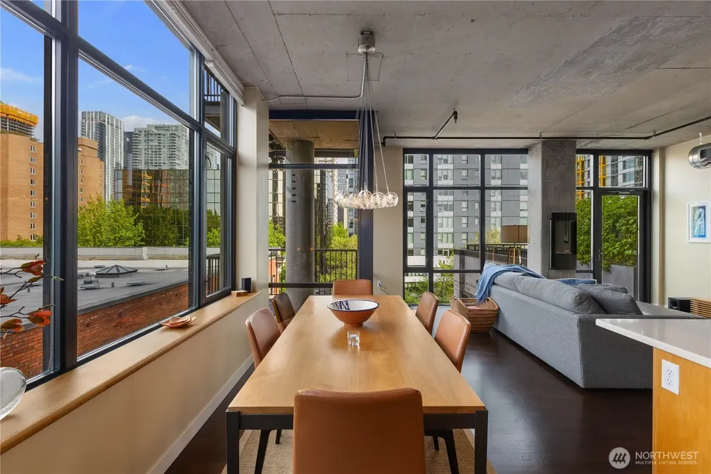 2720 3rd Avenue Seattle WA 98121