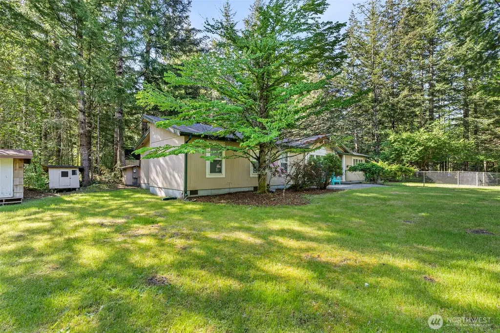 151 Roundwood Lane Packwood WA 98361