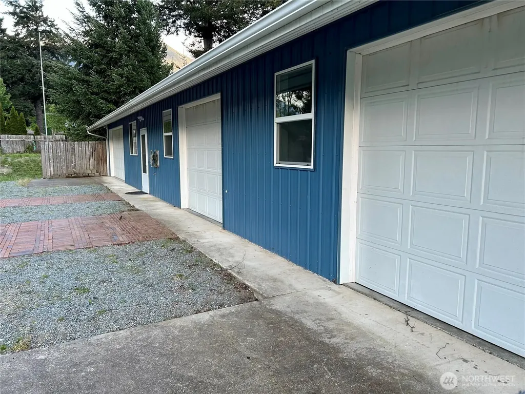 12977 Us Highway 12 Packwood WA 98361