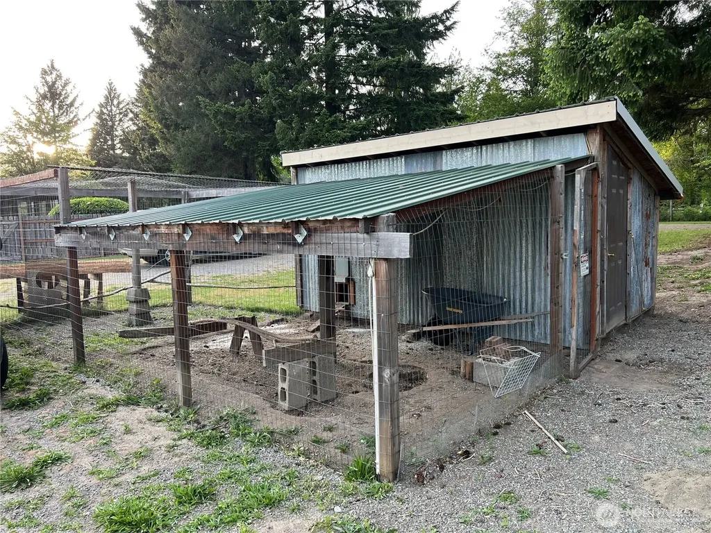 12977 Us Highway 12 Packwood WA 98361
