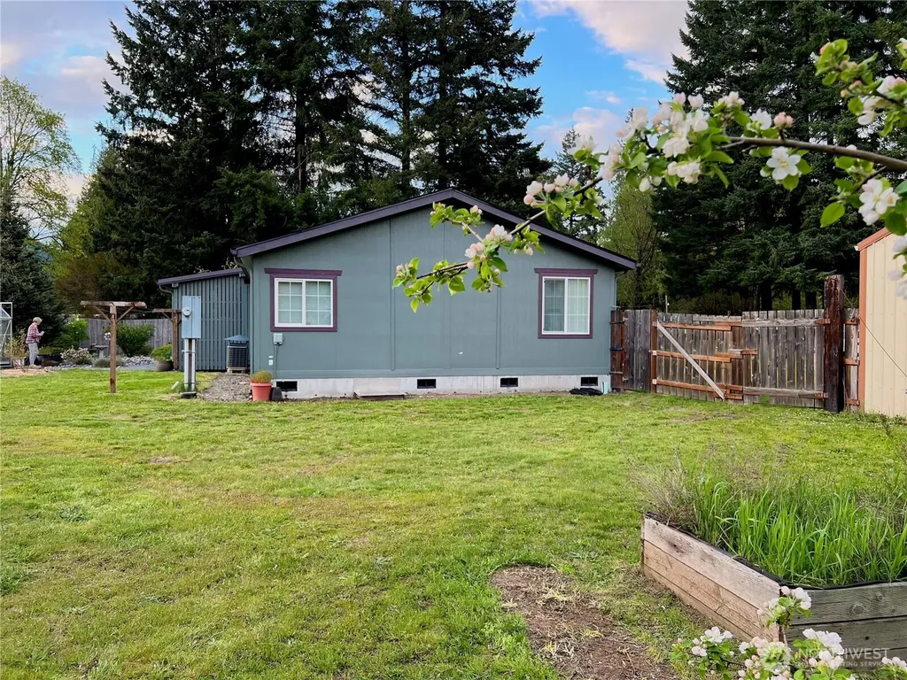 12977 Us Highway 12 Packwood WA 98361