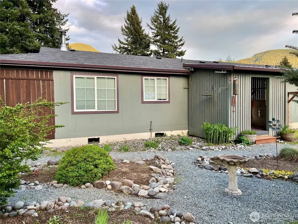 12977 Us Highway 12 Packwood WA 98361