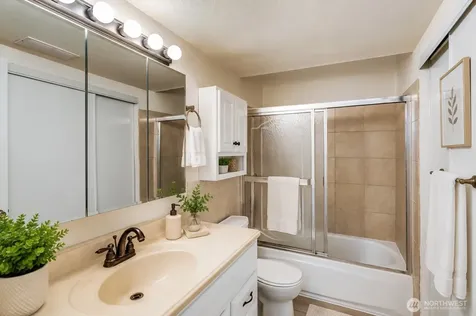 14443 127th Kirkland WA 98034