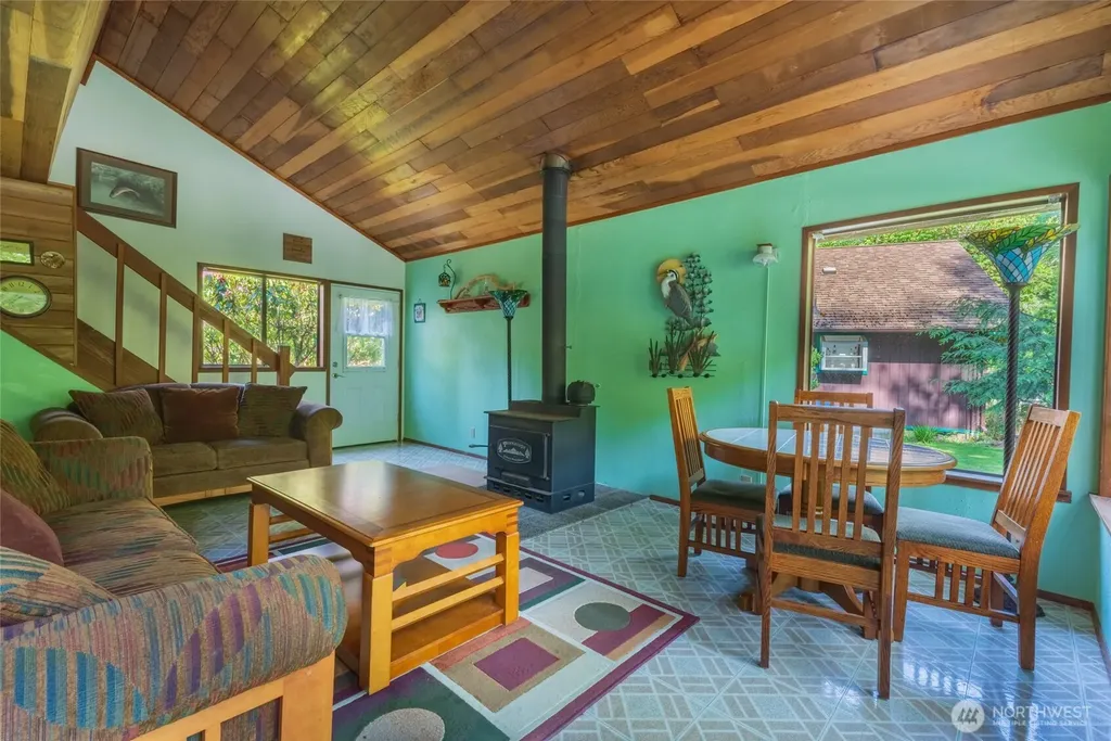8216 Rose Valley Road Kelso WA 98626