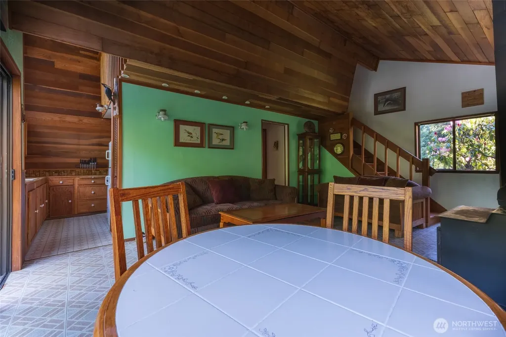 8216 Rose Valley Road Kelso WA 98626