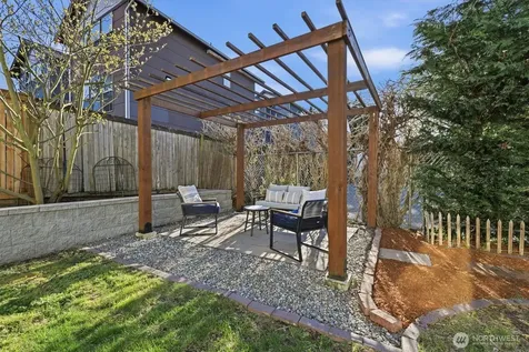 3557 S Hudson Street Seattle WA 98118
