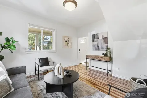 3557 S Hudson Street Seattle WA 98118