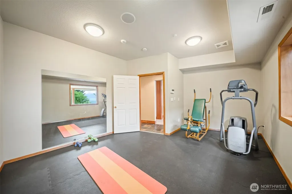 813 Varsity Road Kalama WA 98625