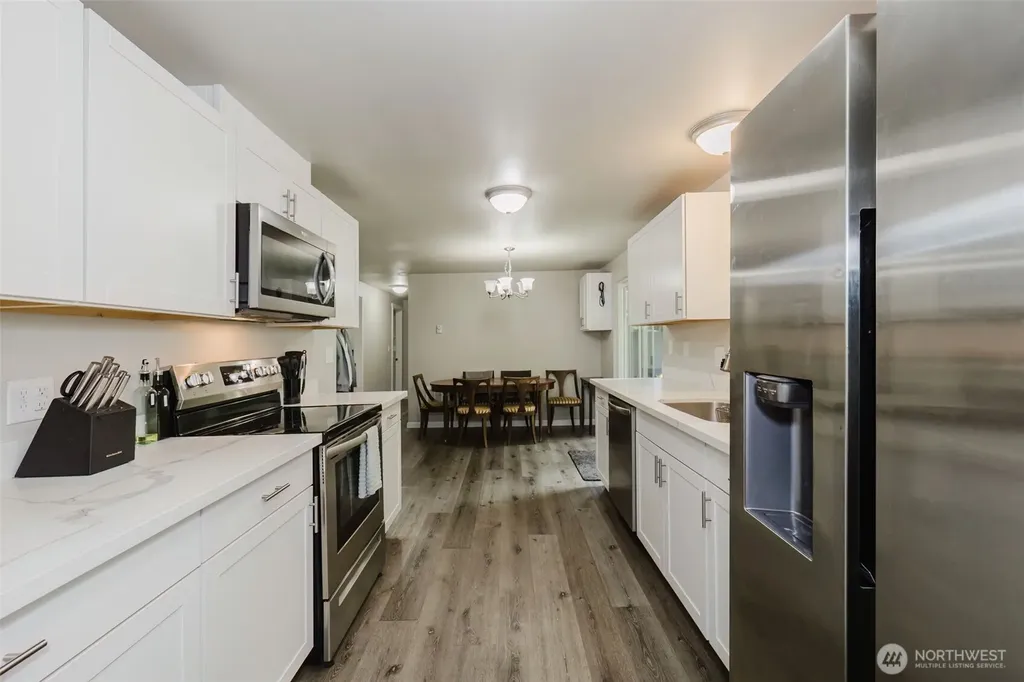 20 Judy Lane Belfair WA 98528
