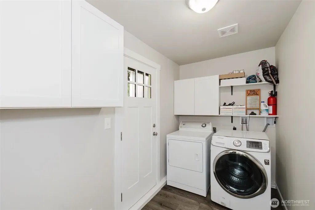 20 Judy Lane Belfair WA 98528