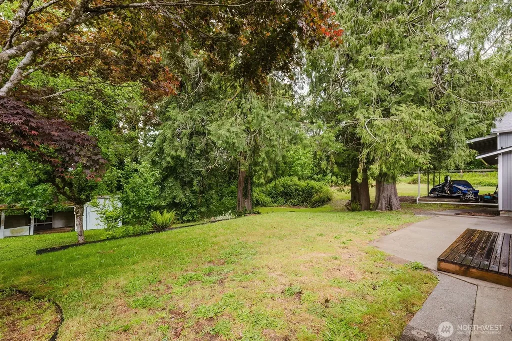 20 Judy Lane Belfair WA 98528
