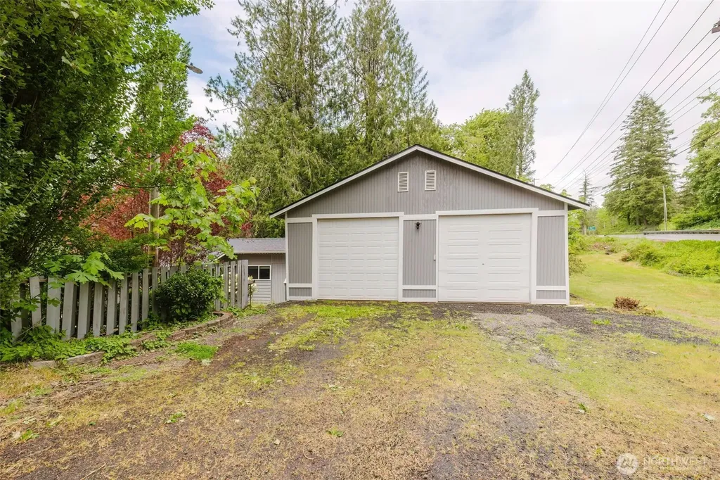 20 Judy Lane Belfair WA 98528