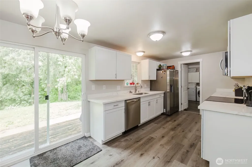 20 Judy Lane Belfair WA 98528