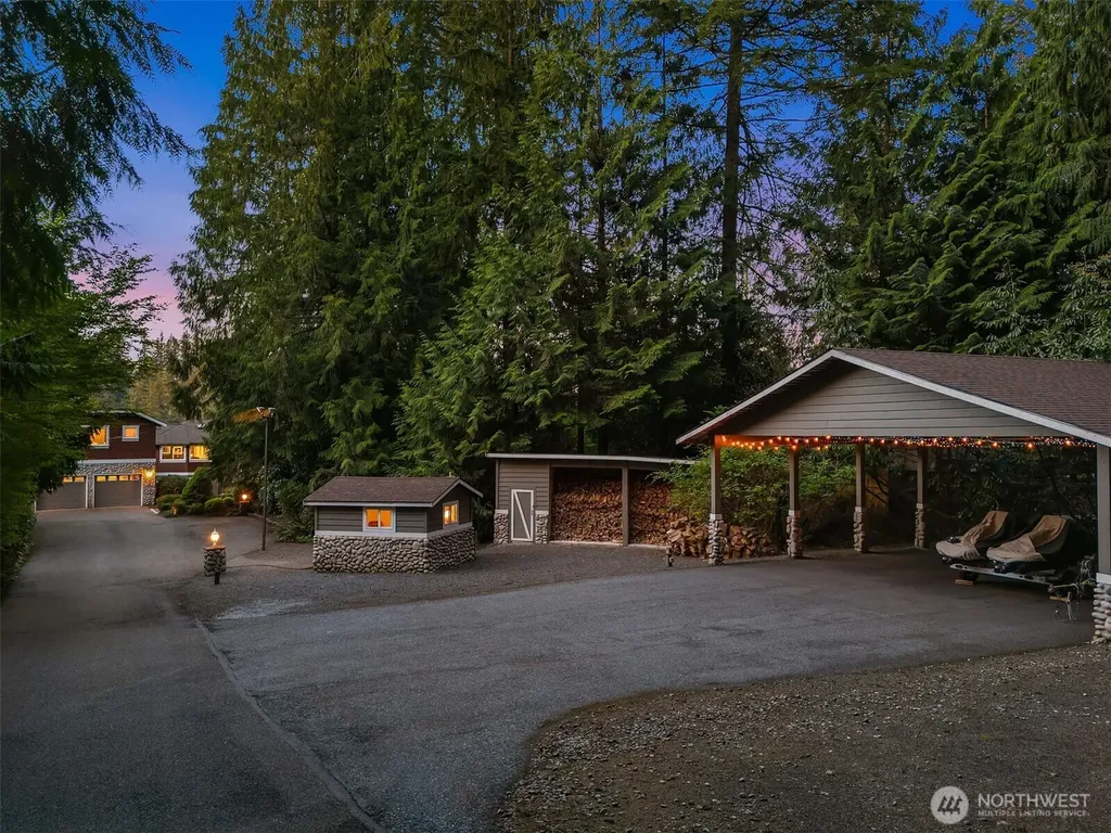 5627 W Flowing Lake Road Snohomish WA 98290