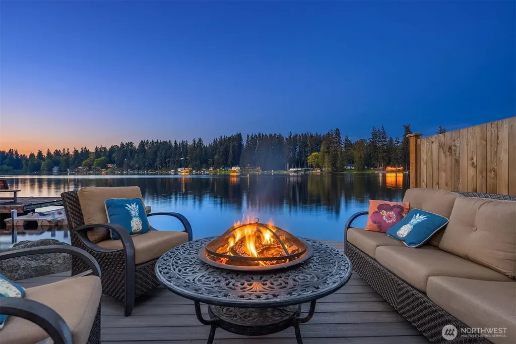 5627 W Flowing Lake Road Snohomish WA 98290