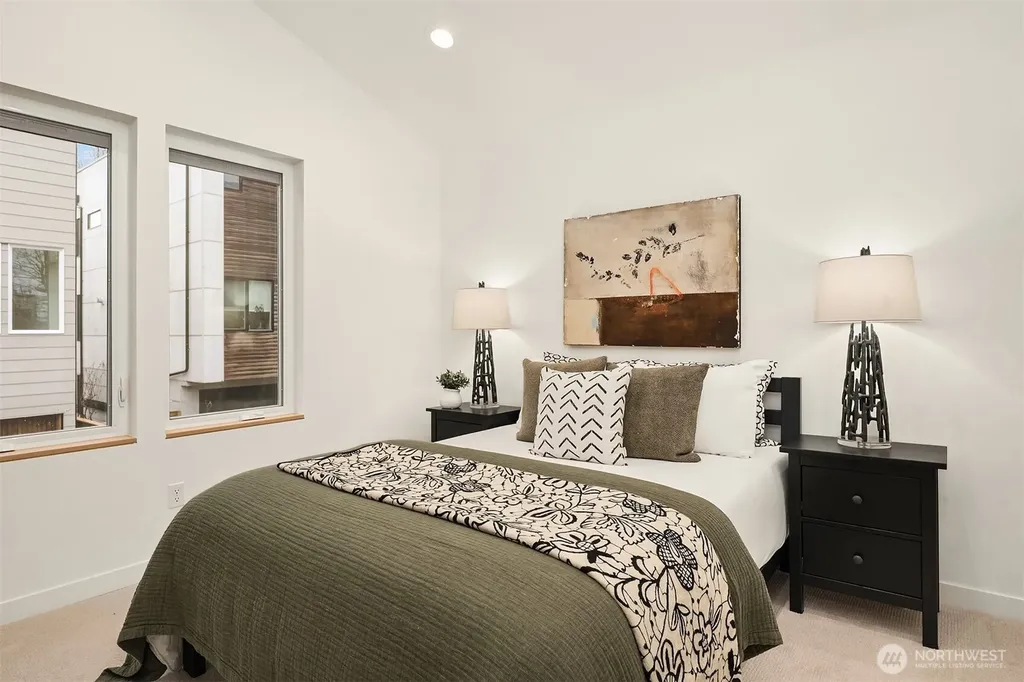 1453 22nd Avenue Seattle WA 98122