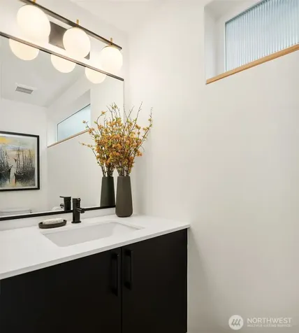 1453 22nd Avenue Seattle WA 98122