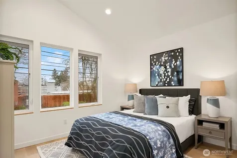 1453 22nd Avenue Seattle WA 98122