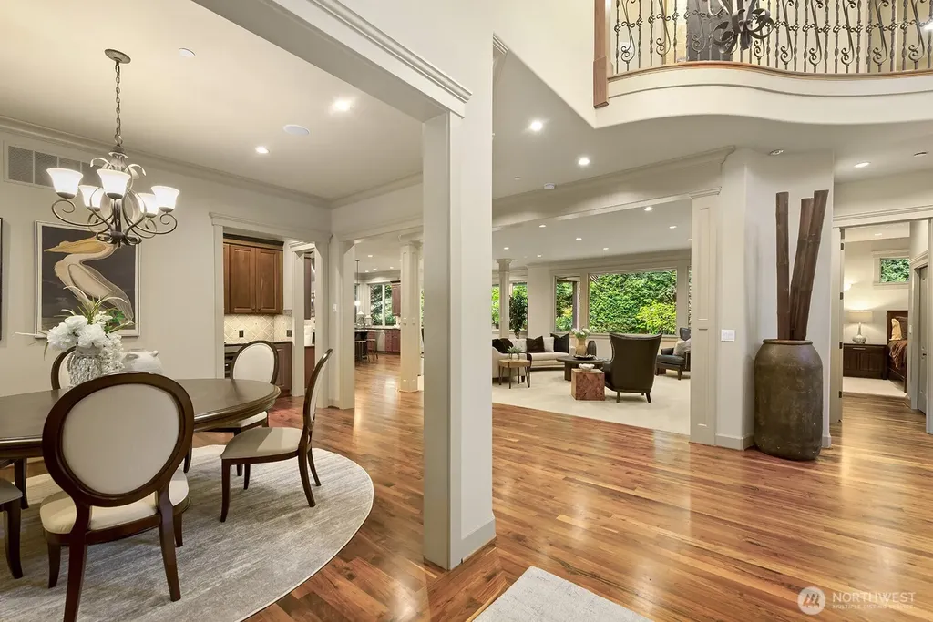 2112 104th Place SE Bellevue WA 98004