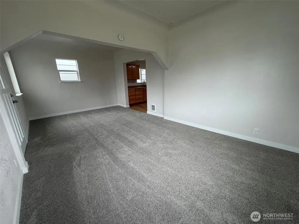 1009 W 1st Street Aberdeen WA 98520