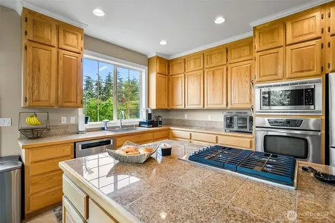 33 Zermatt Court Camano Island WA 98282