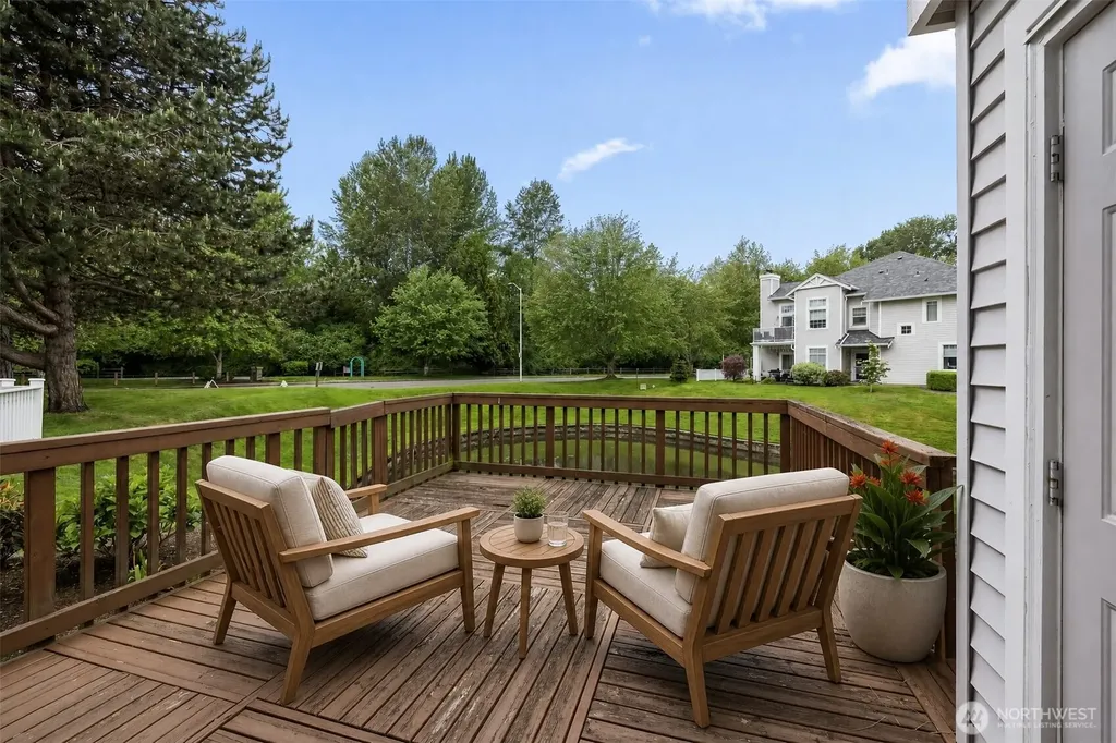5410 S 236th Place Kent WA 98032