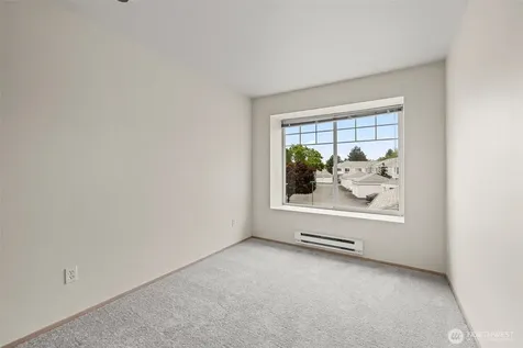 5410 S 236th Place Kent WA 98032