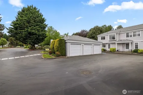 5410 S 236th Place Kent WA 98032