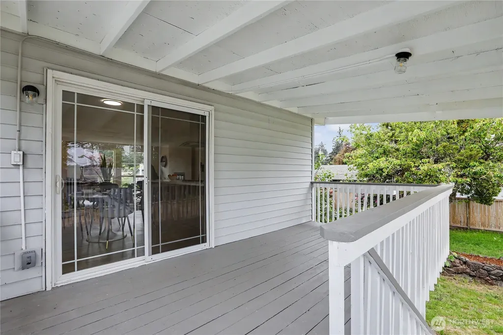 16823 15th Avenue E Spanaway WA 98387