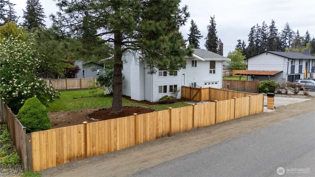 16823 15th Avenue E Spanaway WA 98387
