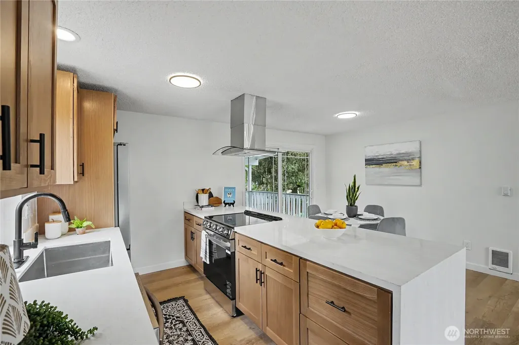 16823 15th Avenue E Spanaway WA 98387