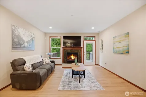1047 215th Place SE Bothell WA 98021