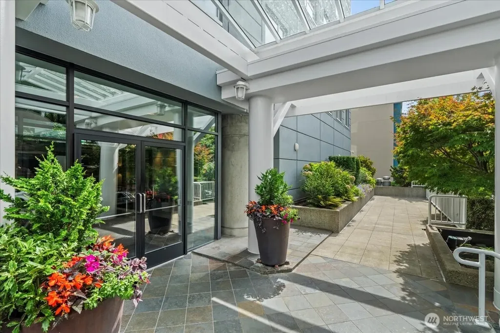 121 Vine Street Seattle WA 98121
