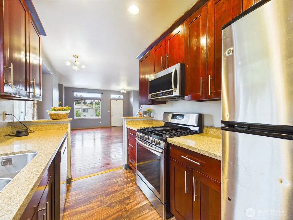 1108 S 207th Street Seatac WA 98198